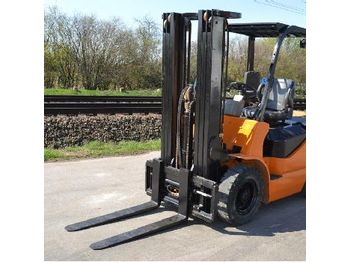  LOT # 1372 -- Maximal FD25-T - Diesel heftruck