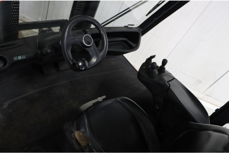 Diesel heftruck Linde H60D-02