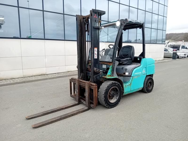 Diesel heftruck Mitsubishi FD35N