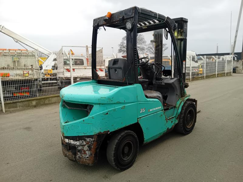 Diesel heftruck Mitsubishi FD35N