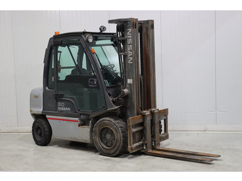 Diesel heftruck Nissan FGD02A30Q