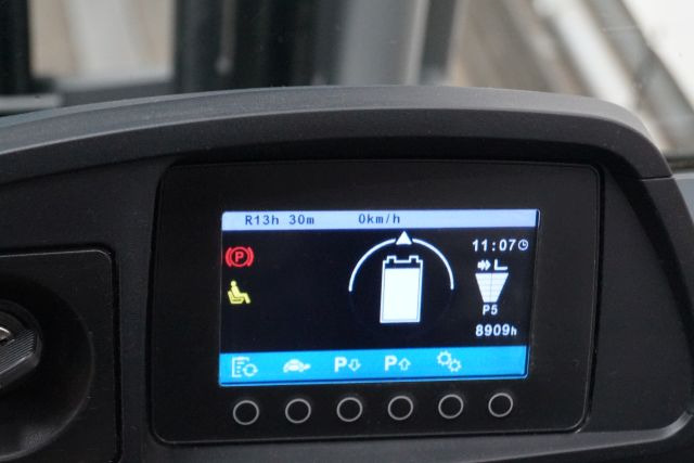 Elektrische heftruck Jungheinrich EFG215