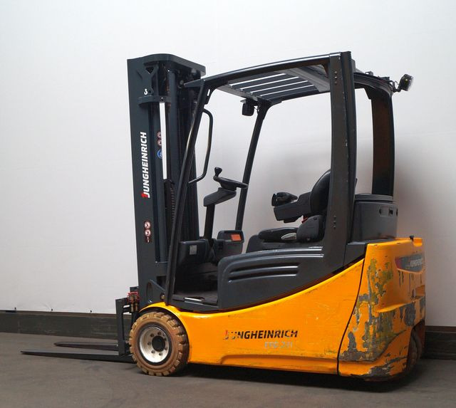 Elektrische heftruck Jungheinrich EFG220
