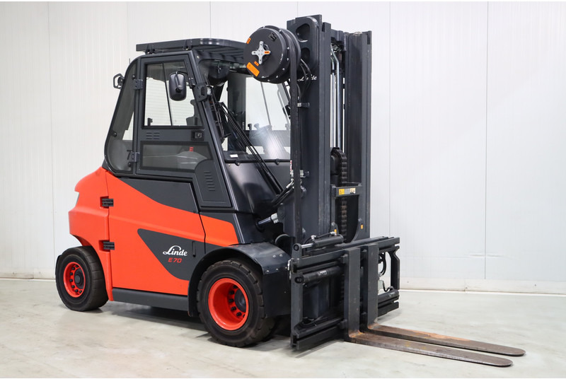 Elektrische heftruck Linde E70-01