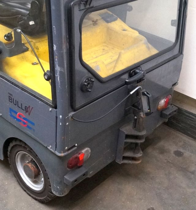 Elektrische trekker Dec Bull 6N