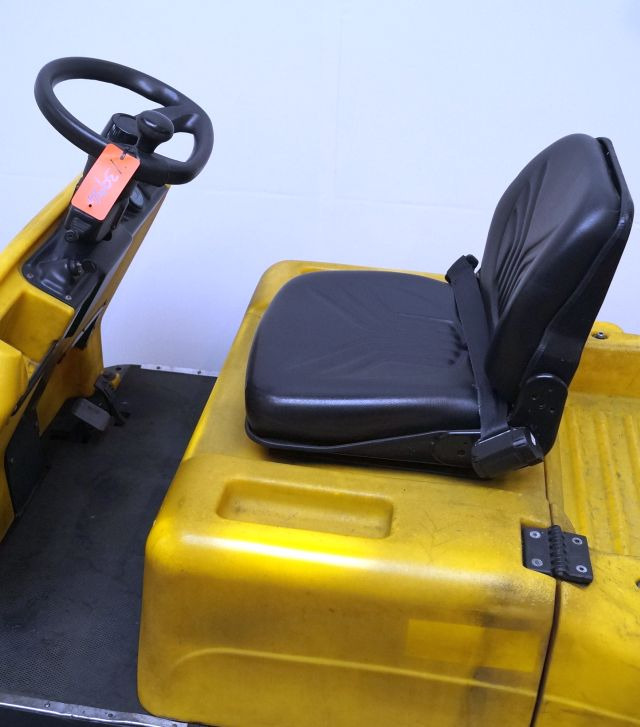 Elektrische trekker Dec Bull 6N