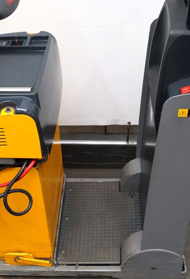 Elektrische trekker Jungheinrich EZS130