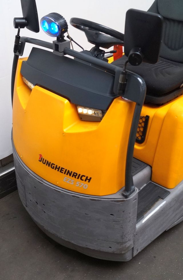 Elektrische trekker Jungheinrich EZS570