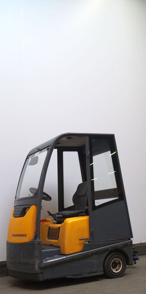 Elektrische trekker Jungheinrich EZS570