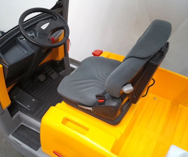 Elektrische trekker Jungheinrich EZS570