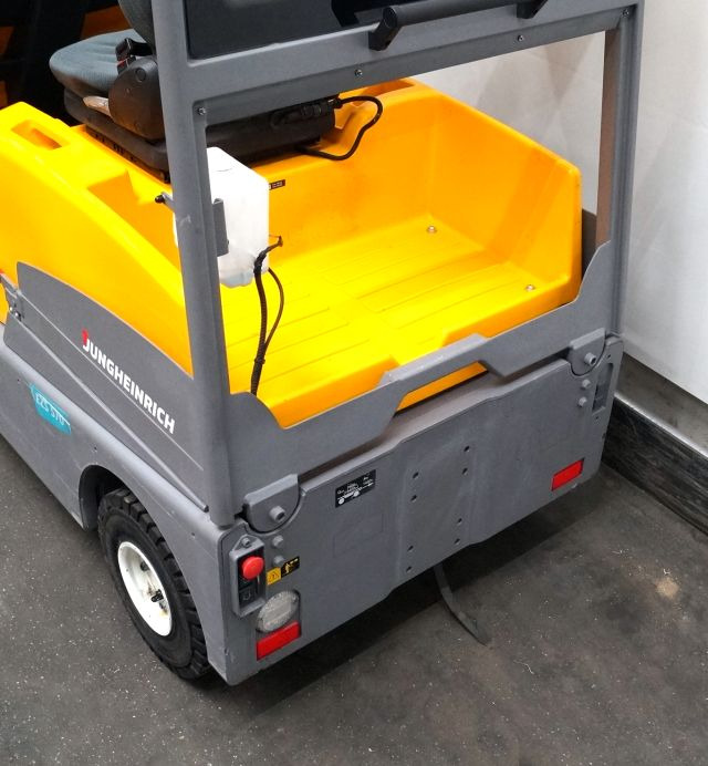 Elektrische trekker Jungheinrich EZS570