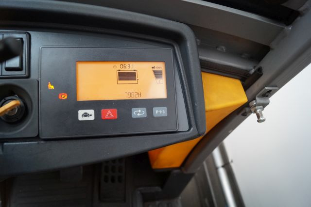Elektrische trekker Jungheinrich EZS570