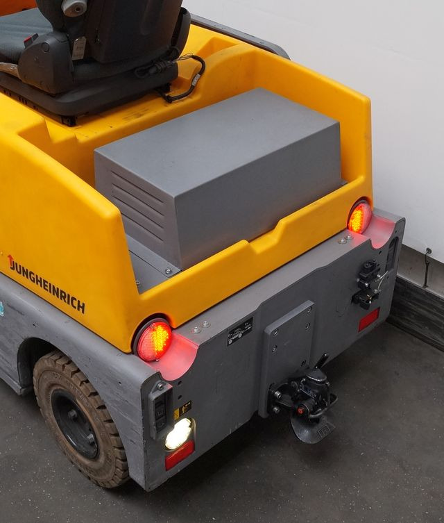 Elektrische trekker Jungheinrich EZS570