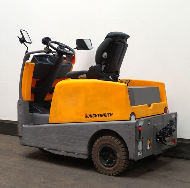 Elektrische trekker Jungheinrich EZS570