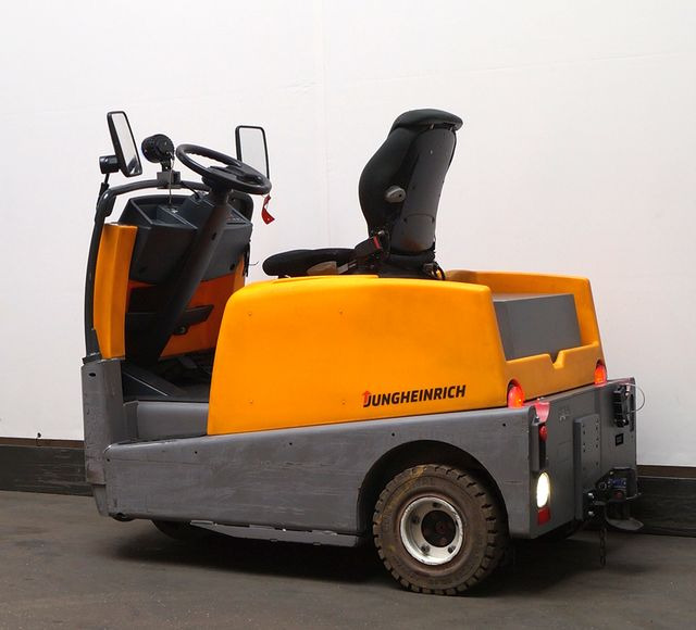 Elektrische trekker Jungheinrich EZS570