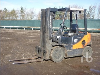 Doosan D25S-5 - Heftruck