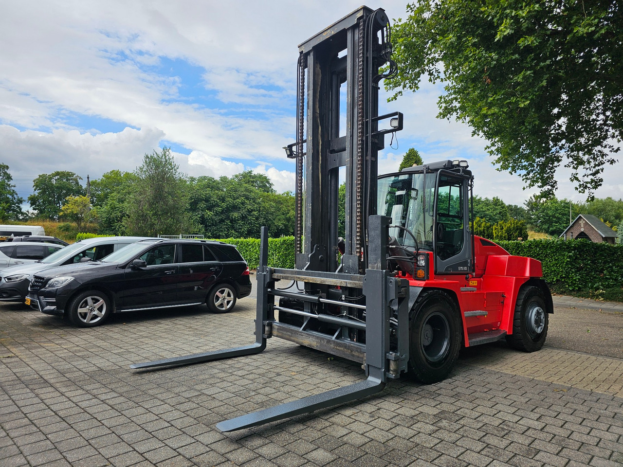 Heftruck Kalmar DCG 120-6 Diesel