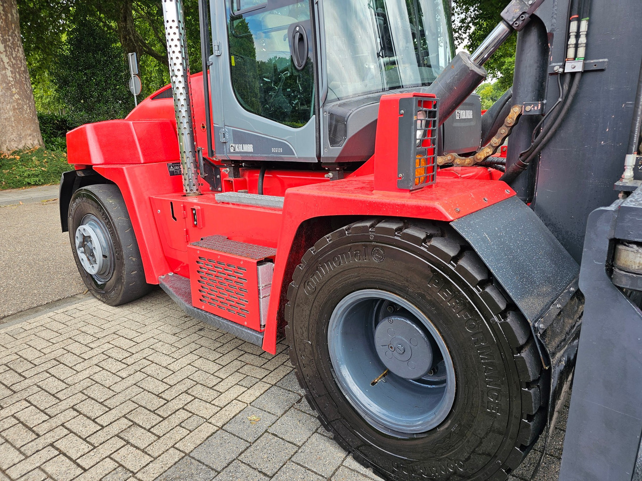 Heftruck Kalmar DCG 120-6 Diesel