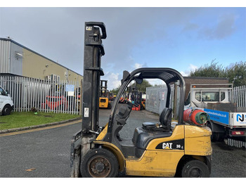 LPG heftruck Caterpillar GP30N