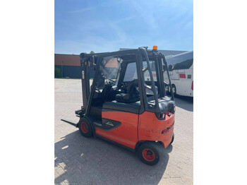 Linde E 30 - Elektrische heftruck