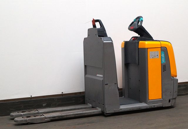 Orderverzameltruck Jungheinrich ECE220