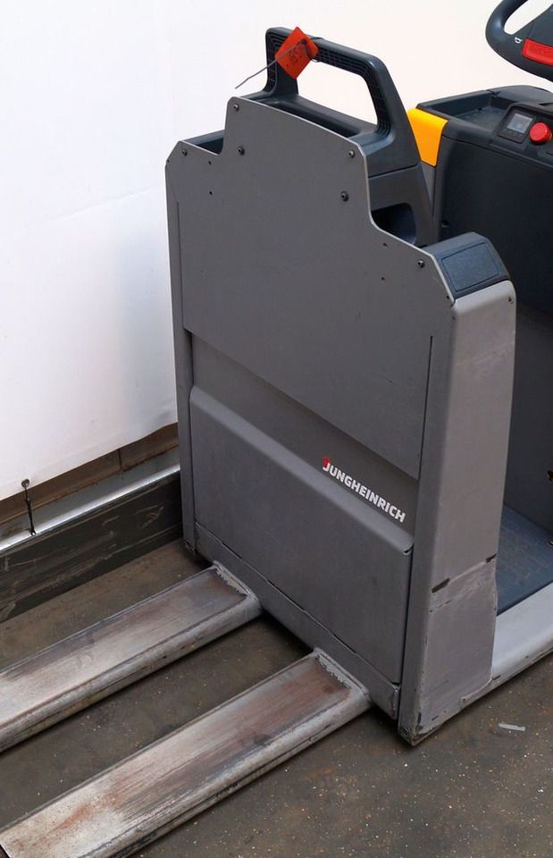 Orderverzameltruck Jungheinrich ECE220
