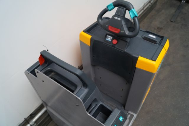 Orderverzameltruck Jungheinrich ECE220