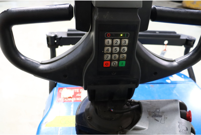 Orderverzameltruck Toyota OSE120