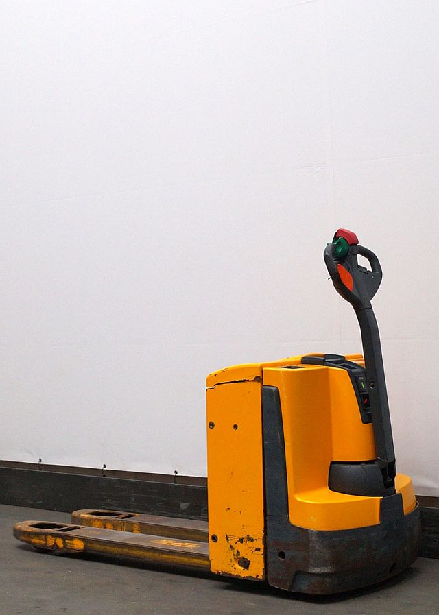 Palletwagen Jungheinrich EJE120