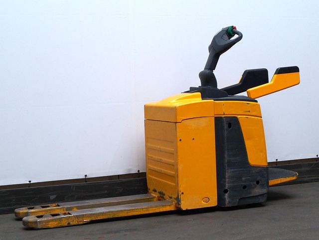 Palletwagen Jungheinrich ERE225