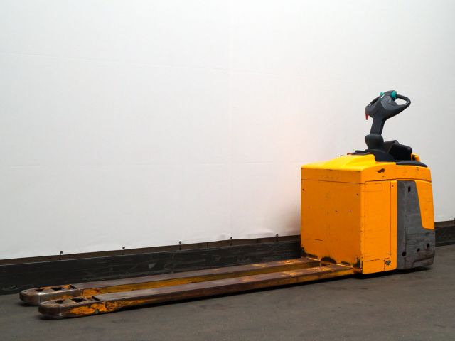 Palletwagen Jungheinrich ERE225