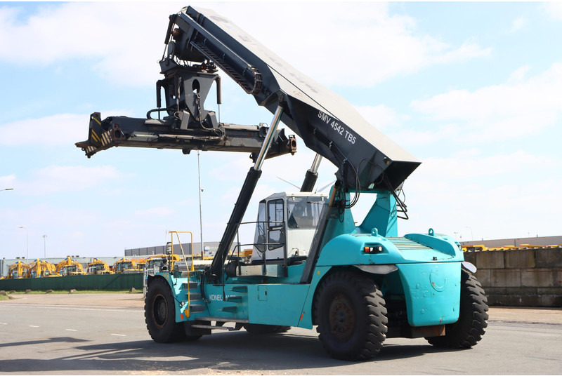Reach stacker KONECRANES 4542TB5