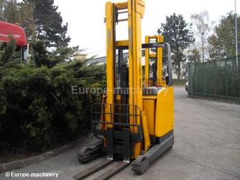 Jungheinrich ETV214 - reach truck