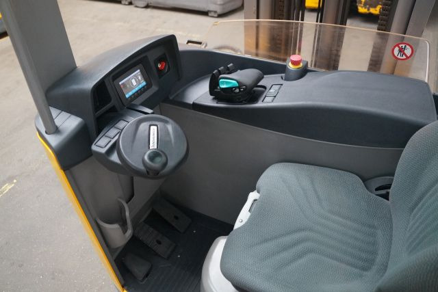 Reach truck Jungheinrich ETV214