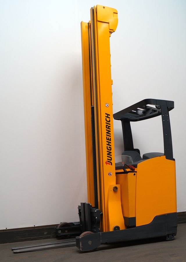 Reach truck Jungheinrich ETV214
