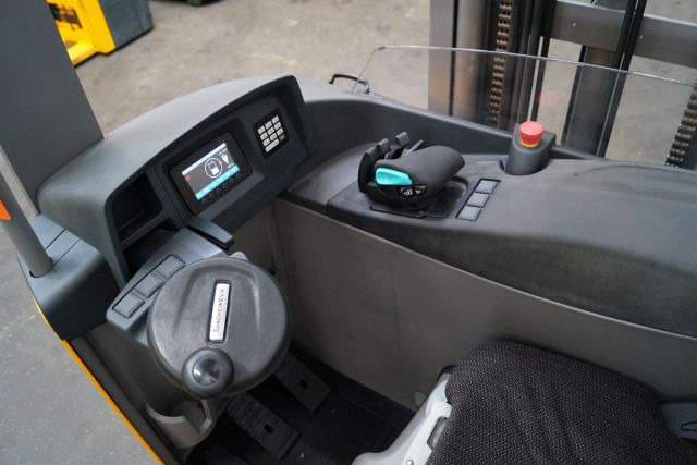 Reach truck Jungheinrich ETV214