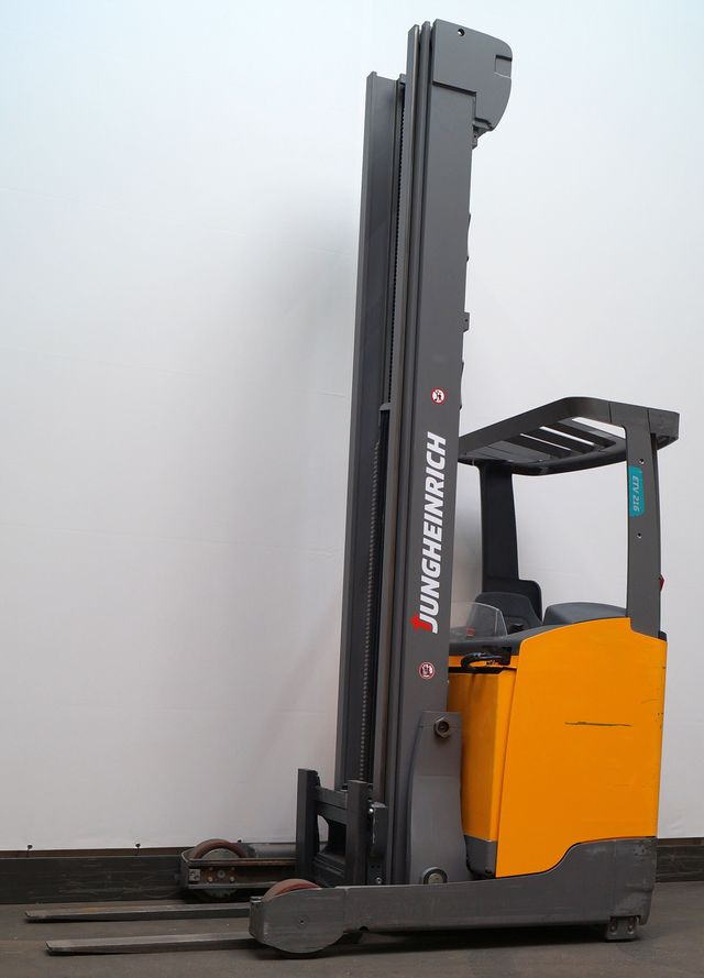 Reach truck Jungheinrich ETV216