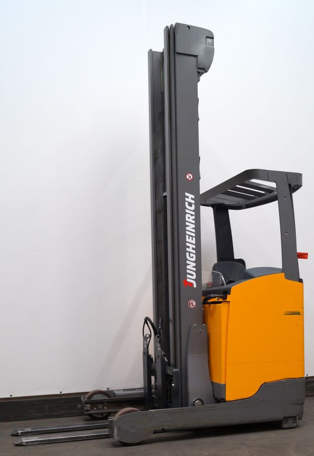 Reach truck Jungheinrich ETV216