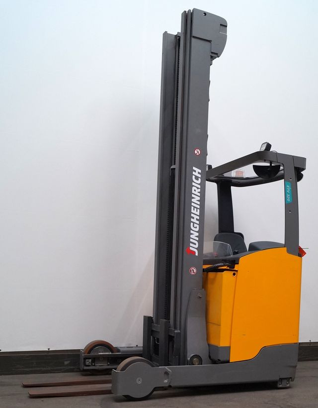 Reach truck Jungheinrich ETV320