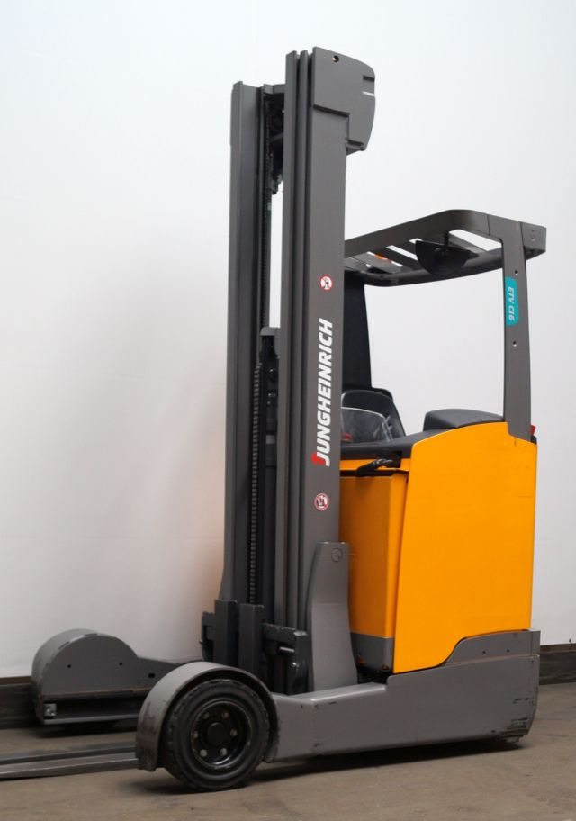 Reach truck Jungheinrich ETV C16