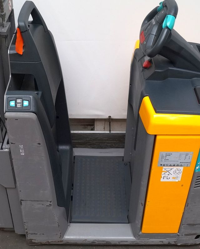 Stapelaar Jungheinrich ECD320