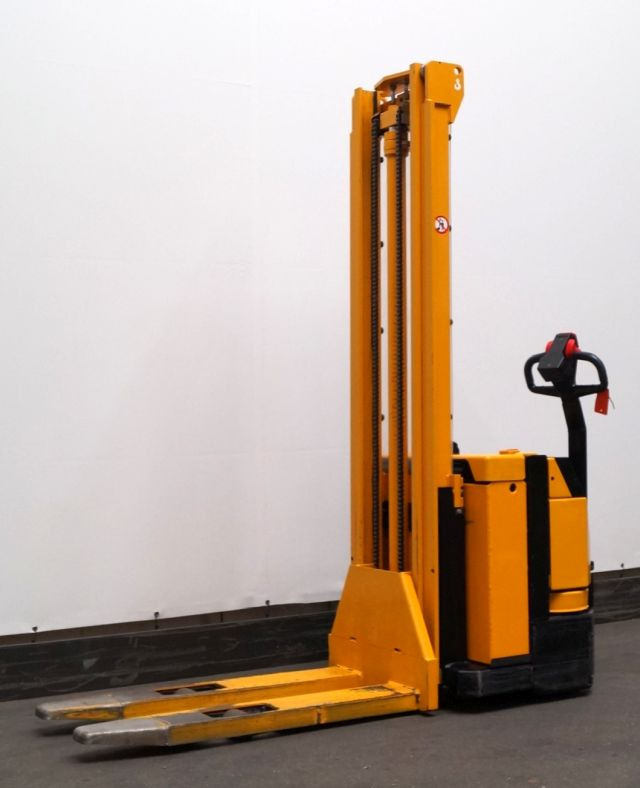 Stapelaar Jungheinrich EJC12