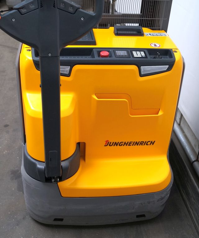 Stapelaar Jungheinrich EJC212