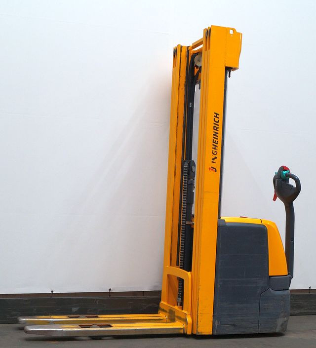 Stapelaar Jungheinrich EJC214