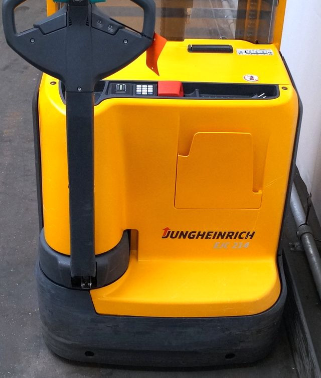 Stapelaar Jungheinrich EJC214