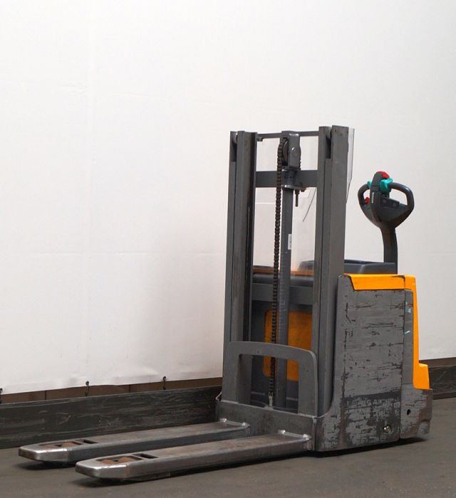 Stapelaar Jungheinrich EJD220