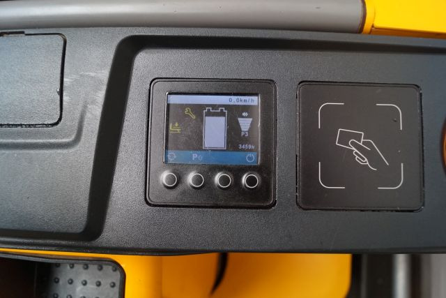 Stapelaar Jungheinrich EJD222