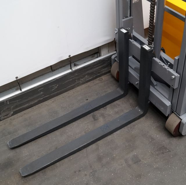 Stapelaar Jungheinrich EJG110