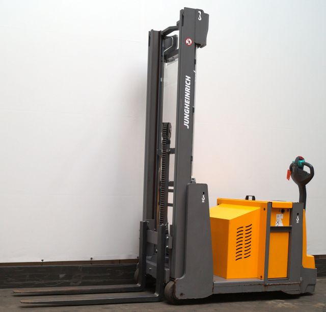 Stapelaar Jungheinrich EJG112