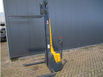 Stapelaar Jungheinrich EMC B10